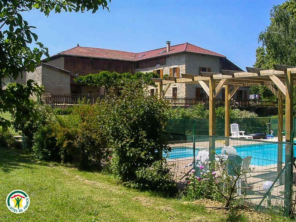 Au Bonheur Du Cedre Hotel Saint-Lattier Luaran gambar